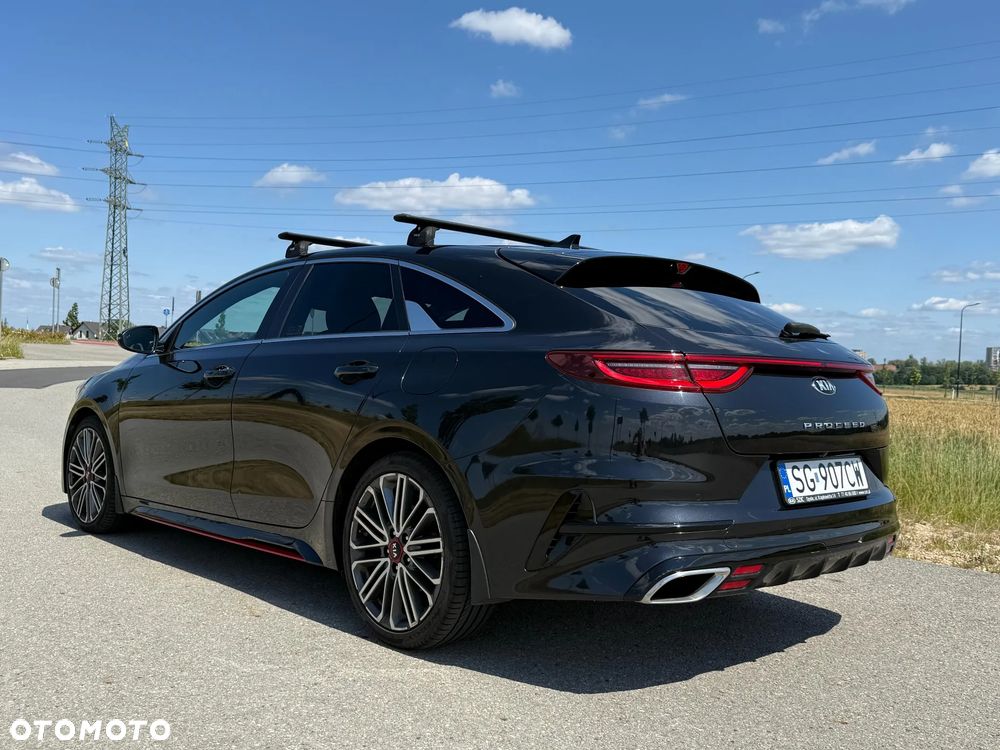 Kia ProCeed 1.6 T-GDI GT DCT - 2
