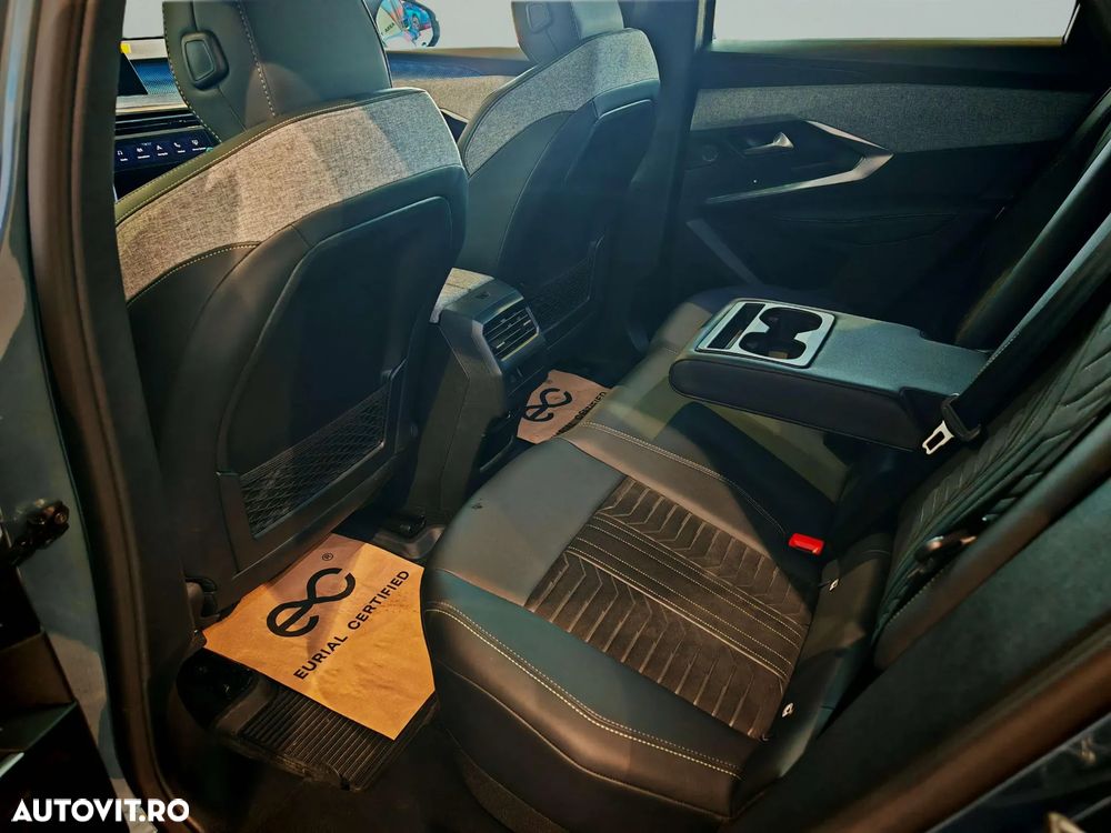 Peugeot 3008 e-3008 73 kWh GT - 20