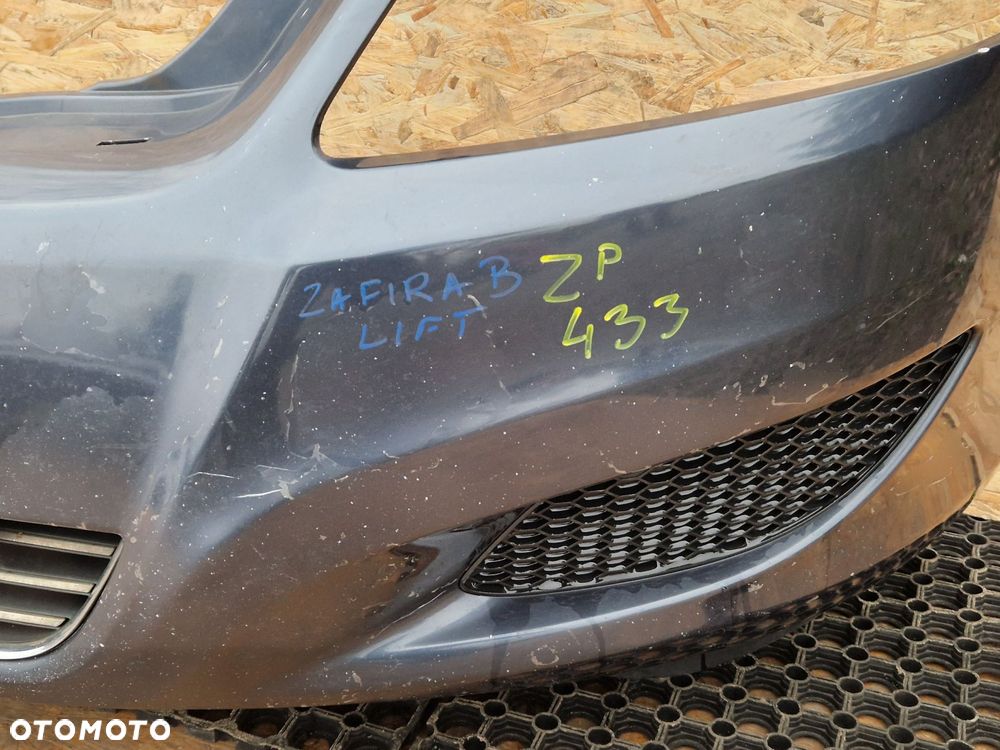 OPEL ZAFIRA B LIFT  ZDERZAK PRZÓD  PRZEDNI  HALOGEN - 2