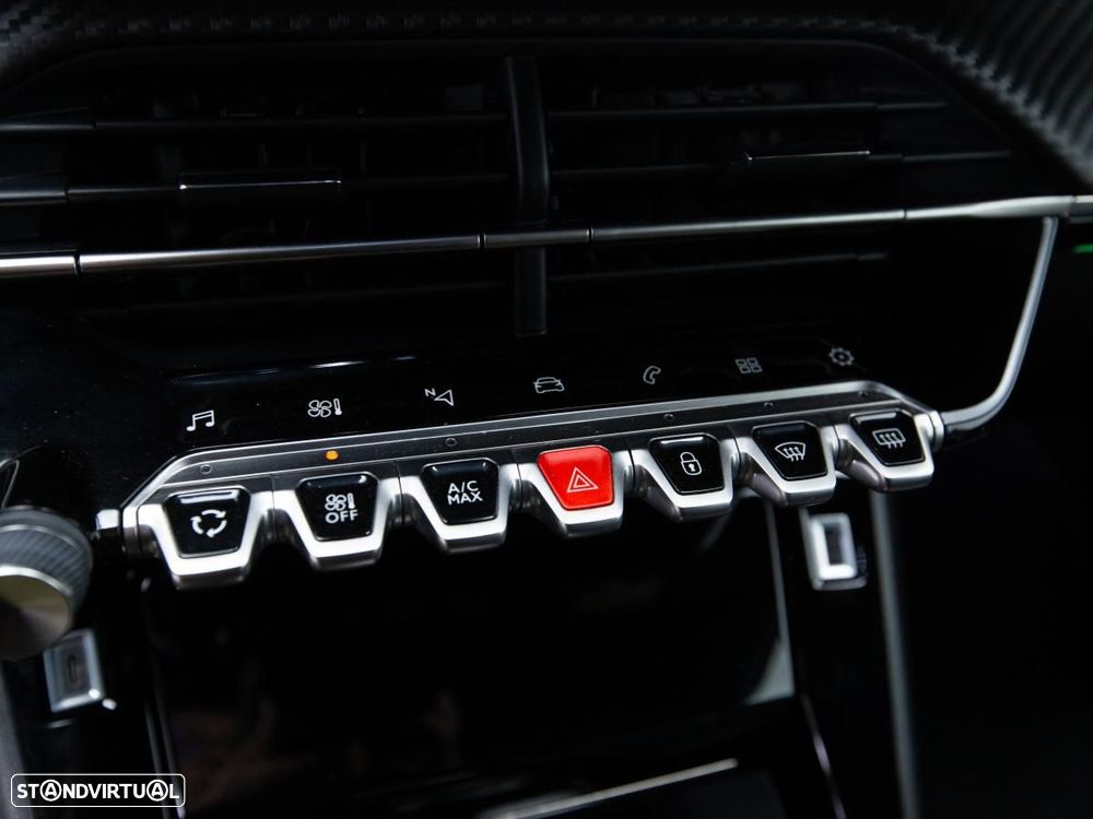 Peugeot 2008 1.5 BlueHDi GT EAT8 - 15