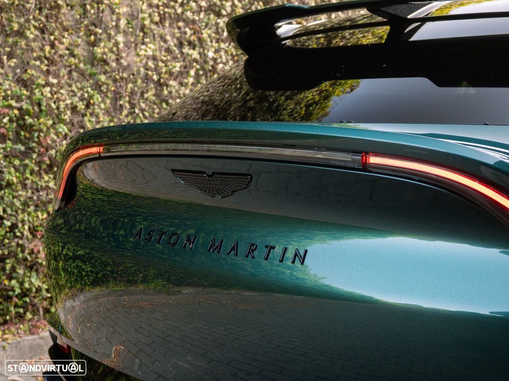 Aston Martin DBX 707 - 14