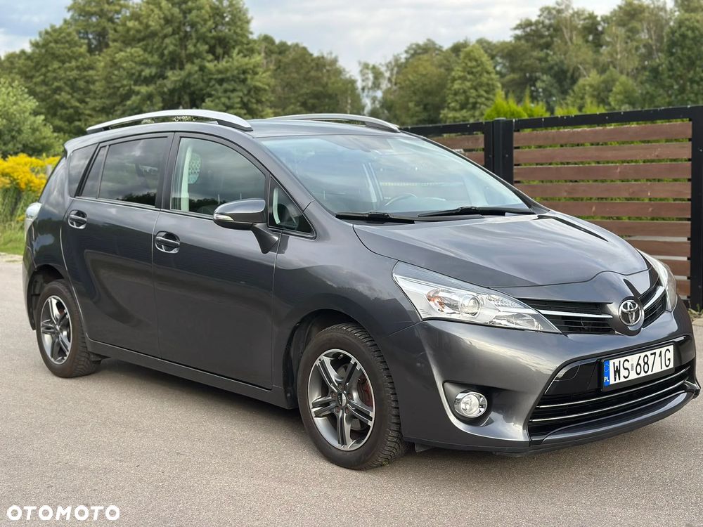 Toyota Verso 1.8 Premium 7os MS - 6