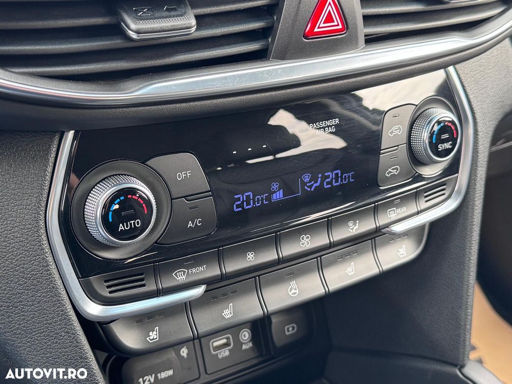 Hyundai Santa Fe 2.2 CRDi 4WD 8AT Luxury - 35