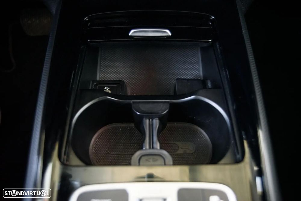 Mercedes-Benz GLA 180 d Style - 34