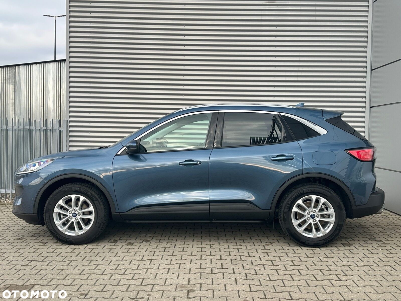 Ford Kuga 1.5 EcoBoost FWD Titanium X - 4