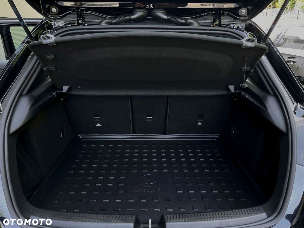 Mercedes-Benz Klasa A 180 d 7G-DCT Edition 1 - 39