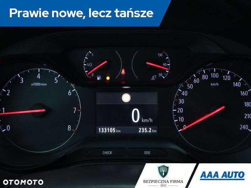 Opel Crossland X - 13