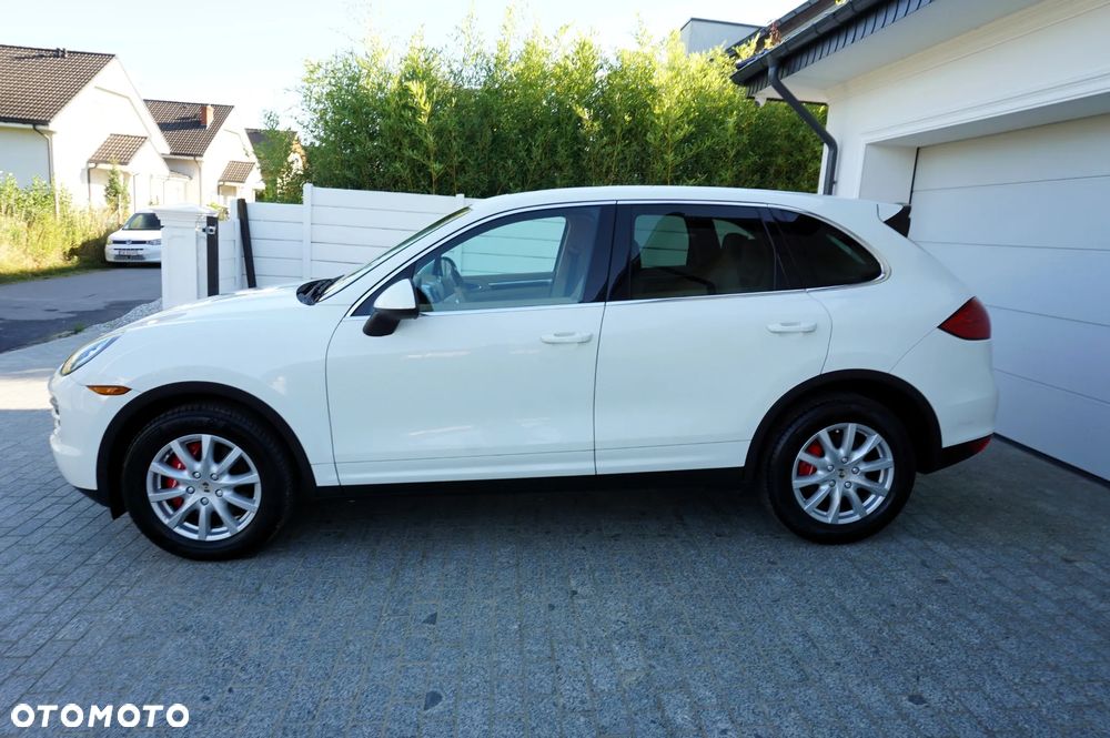 Porsche Cayenne - 1