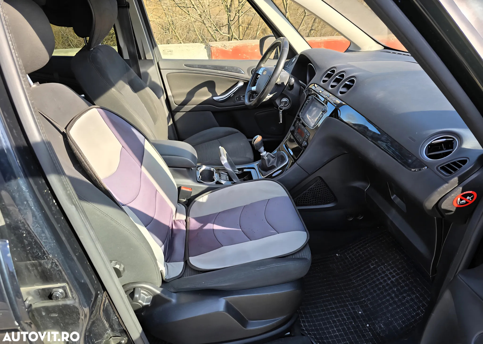 Ford Galaxy 2.0 TDCi DPF Ghia - 10