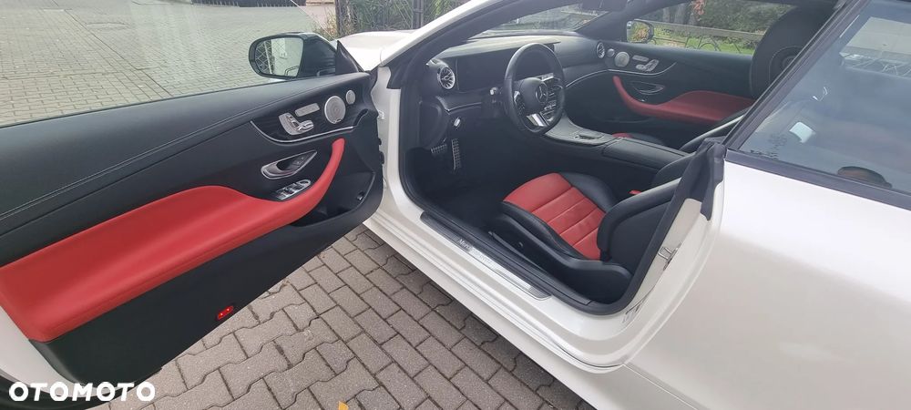 Mercedes-Benz Klasa E 450 4Matic 9G-TRONIC - 15