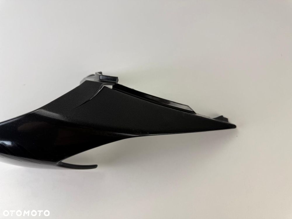 Lewy zadupek Triumph Street Triple 765 RS 2023+ - 3