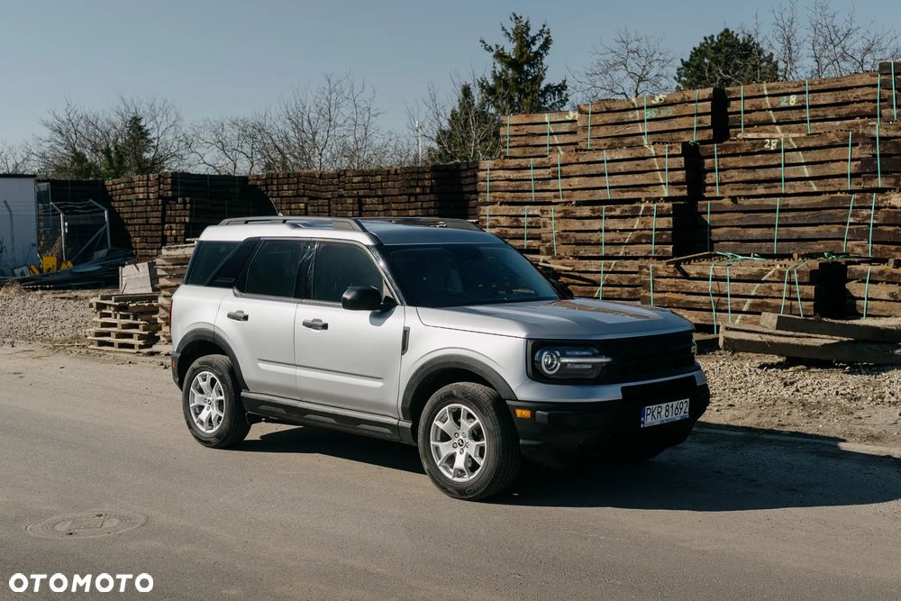 Ford Bronco - 3