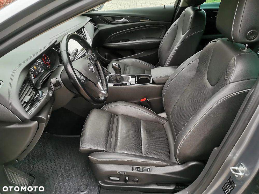 Opel Insignia 1.5 T Elite S&S - 13