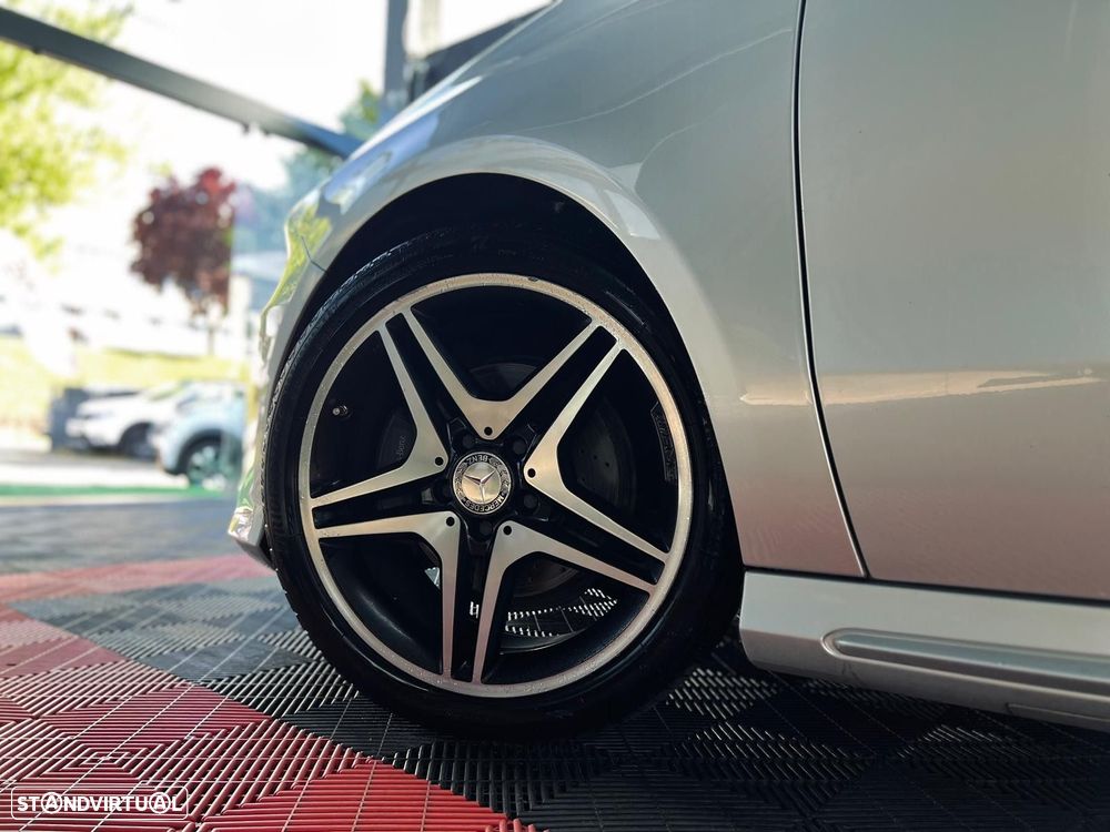 Mercedes-Benz A 180 d AMG Line - 15