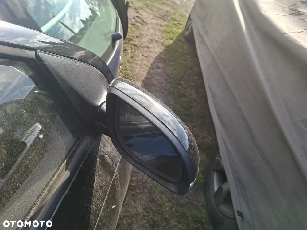 LUSTERKO 6 pin hyundai i20 lift 12-14 lewe prawe poznan - 1