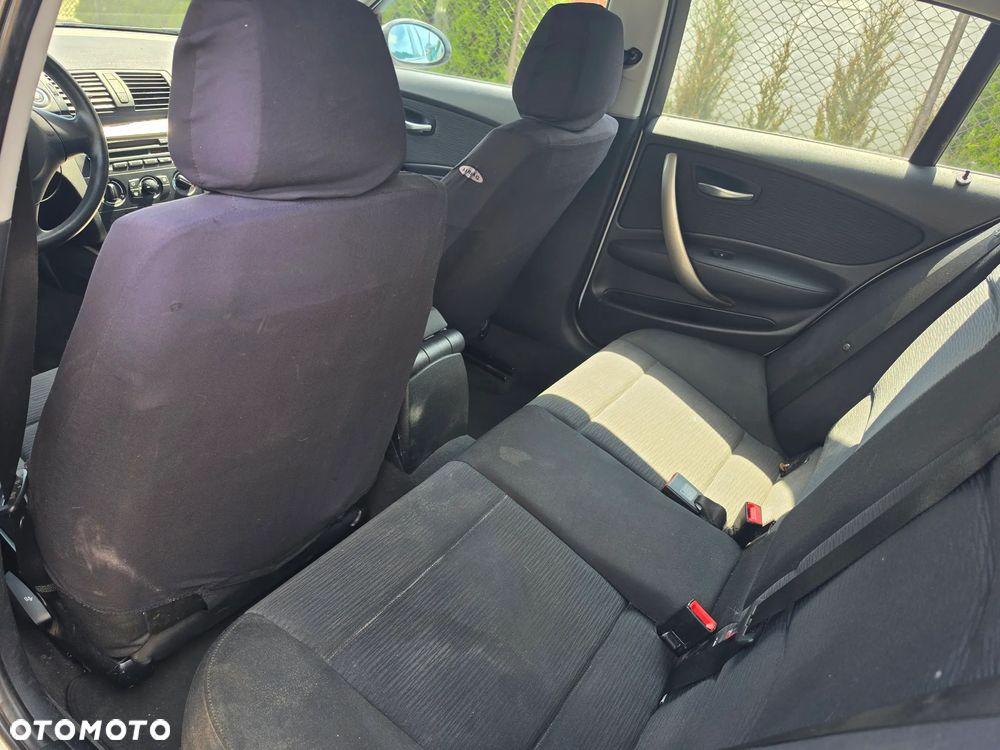 BMW Seria 1 - 22