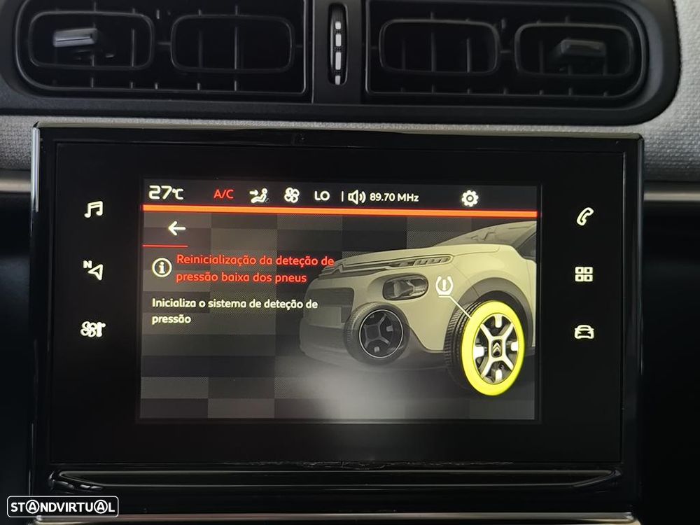 Citroën C3 1.2 PureTech Shine - 23