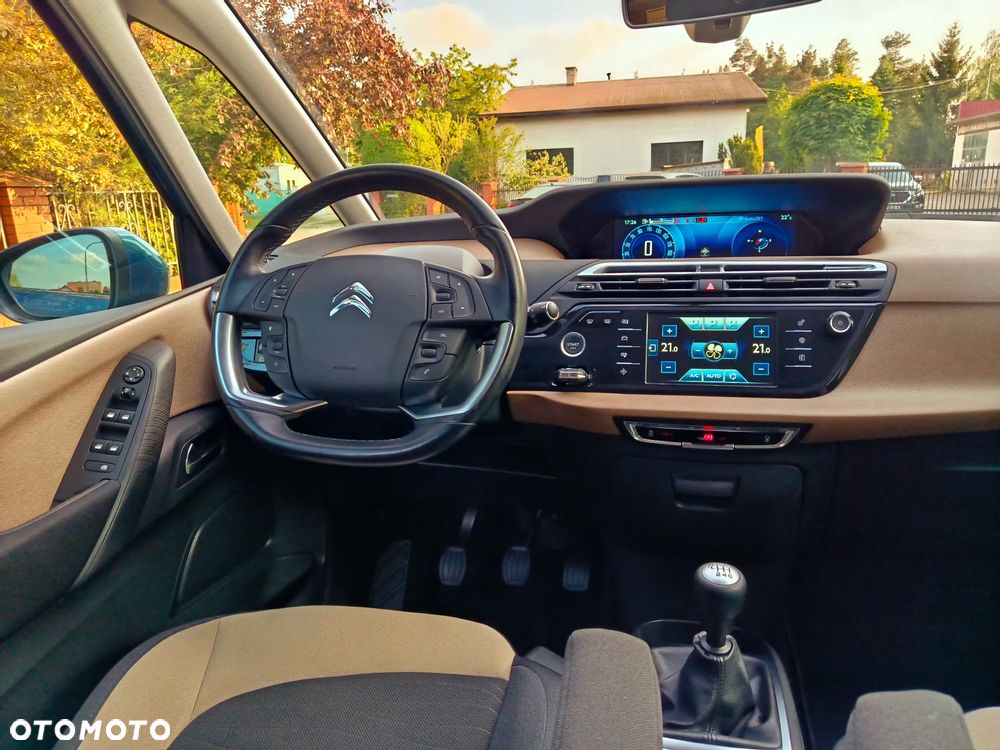 Citroën C4 Picasso - 17