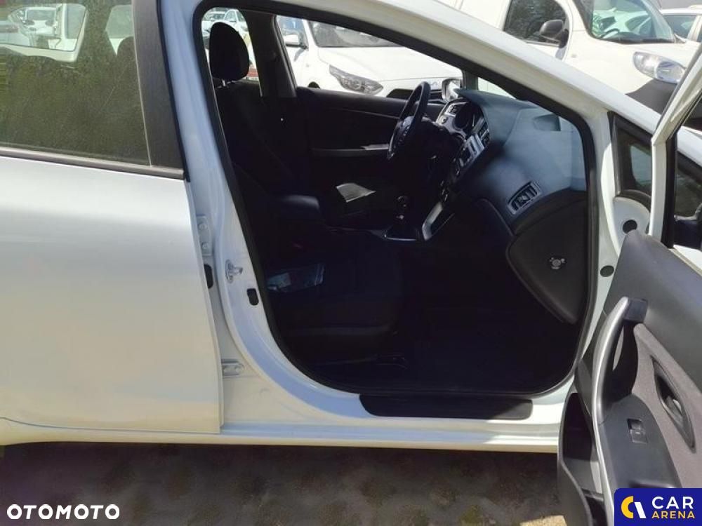 Kia Ceed - 20