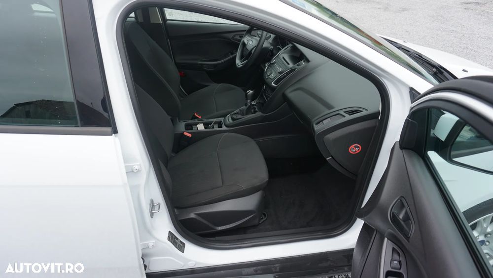 Ford Focus 1.0 EcoBoost Start Stop Trend - 11