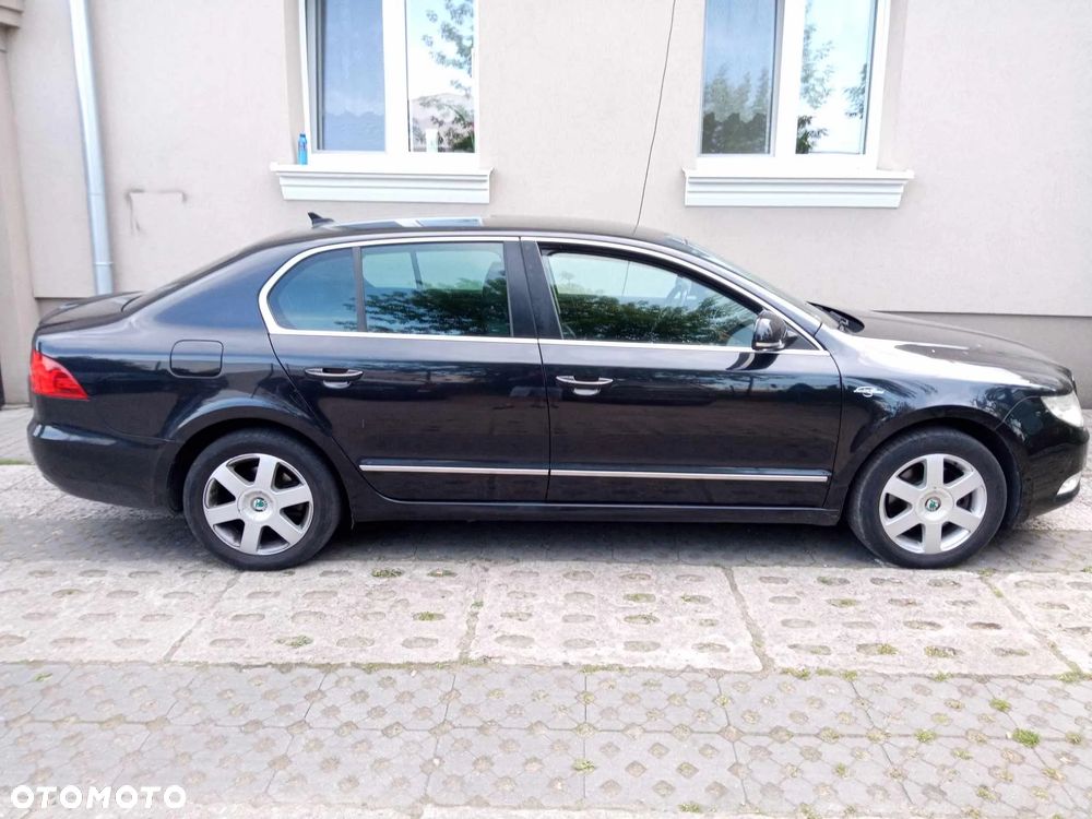 Skoda Superb 2.0 TSI L&K DSG - 3