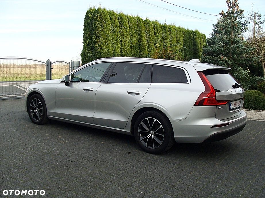 Volvo V60 D3 SCR Momentum - 8