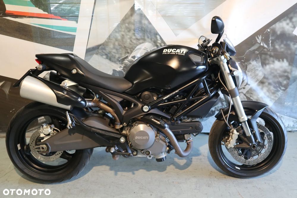Ducati Monster - 19