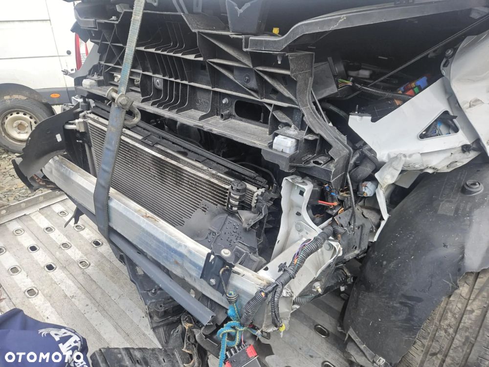 Peugeot PARTNER 1.5 diesel  BERLINGO - 18