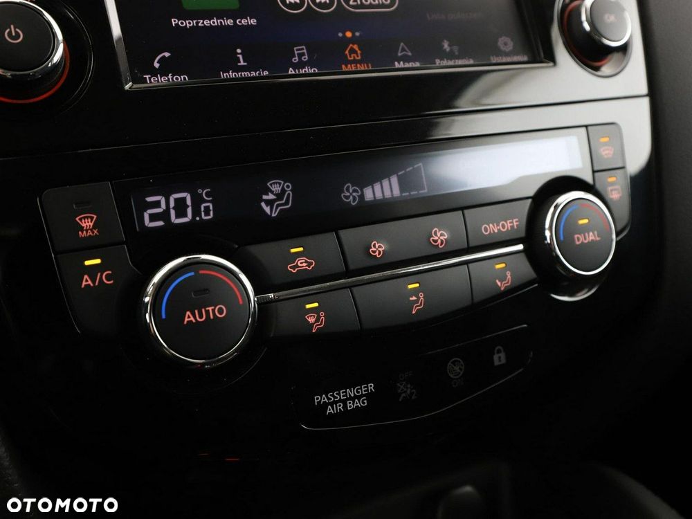 Nissan Qashqai 1.3 DIG-T N-Tec DCT - 27