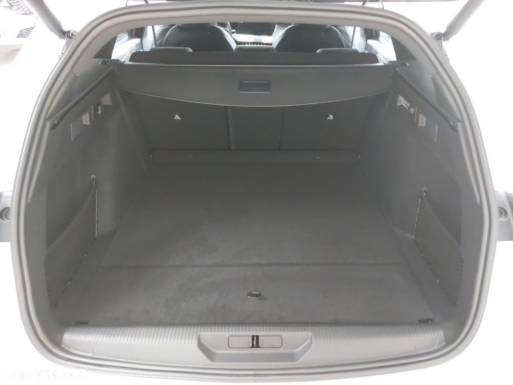 Peugeot 308 - 7