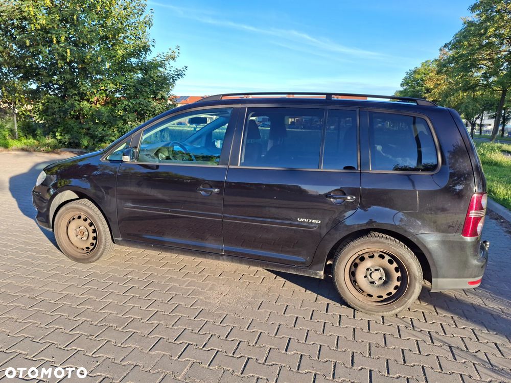 Volkswagen Touran 1.6 Trendline - 14