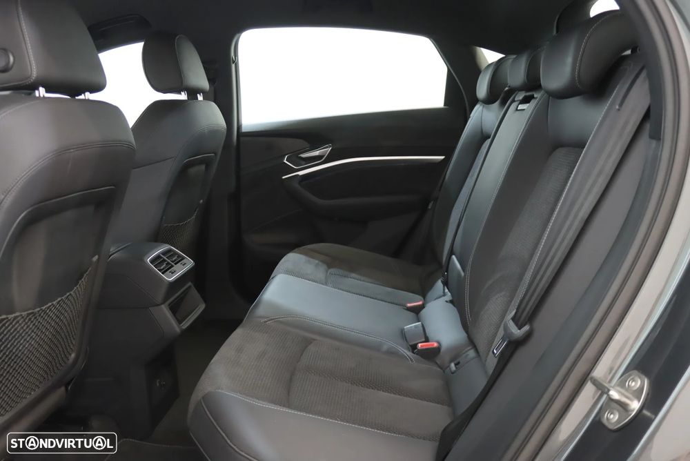 Audi e-tron 55 quattro S line - 10