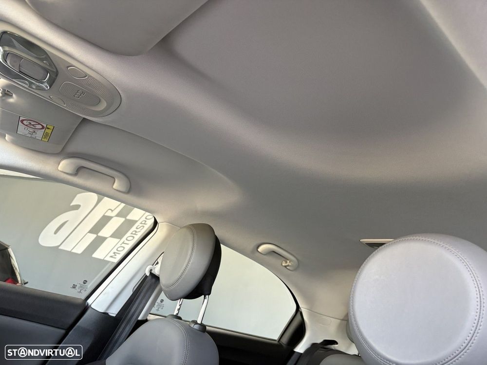 Fiat 500X 1.3 MJ City Cross S&S - 17