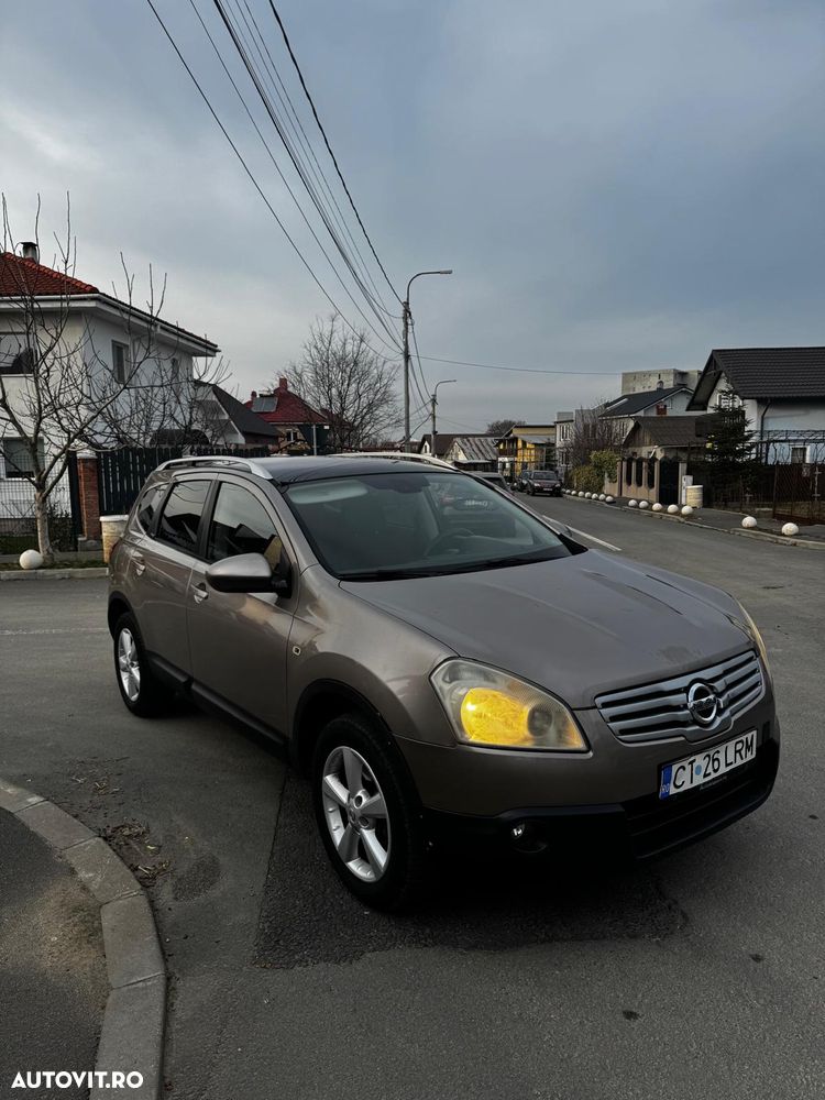 Nissan Qashqai+2 - 6