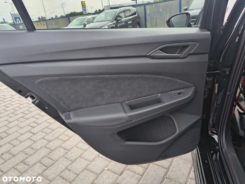 Volkswagen Golf 2.0 TSI GTI Edition 50 DSG - 10