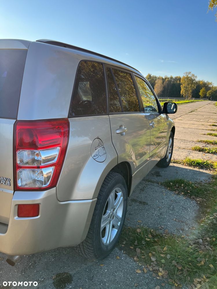 Suzuki Grand Vitara 1.9 DDiS - 3