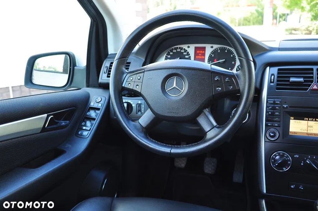 Mercedes-Benz Klasa B 200 Turbo - 36