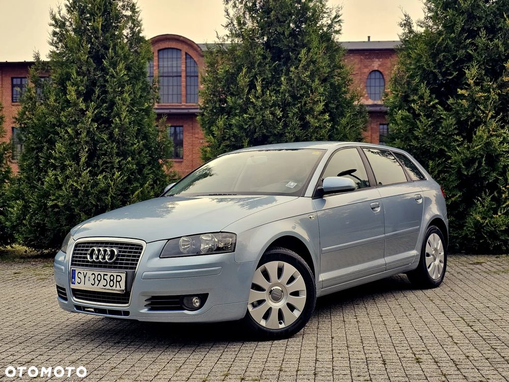 Audi A3 Sportback 1.6 Ambiente - 2