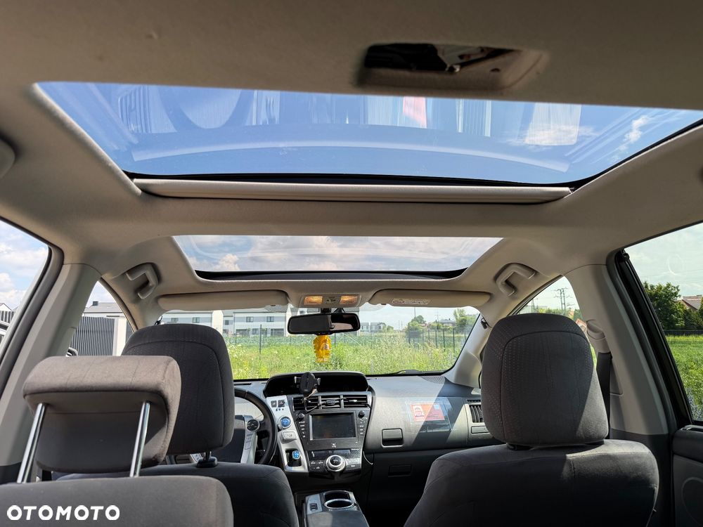 Toyota Prius+ - 11