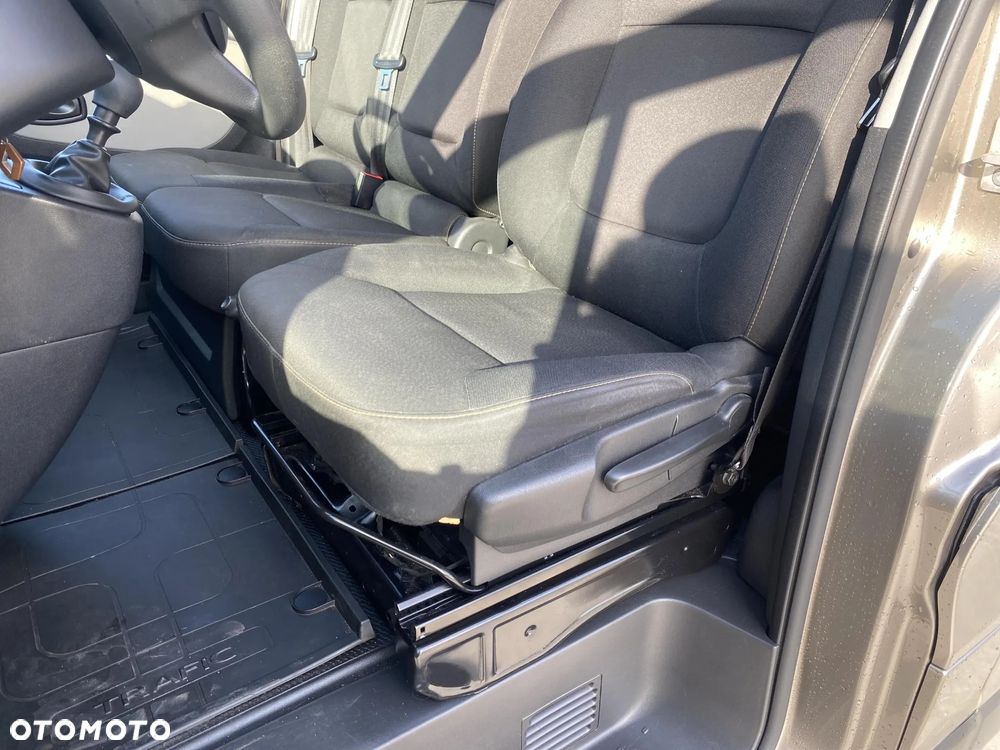 Renault Trafic Grand SpaceClass 1.6 dCi - 12