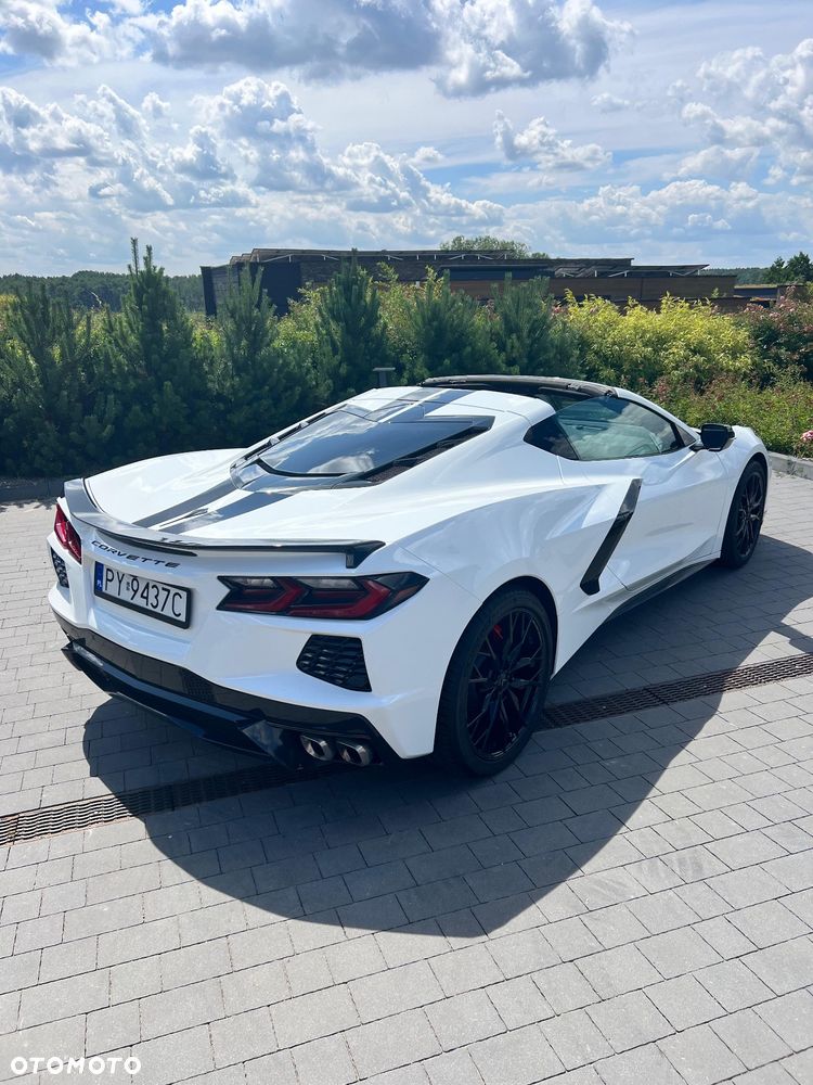 Chevrolet Corvette - 5