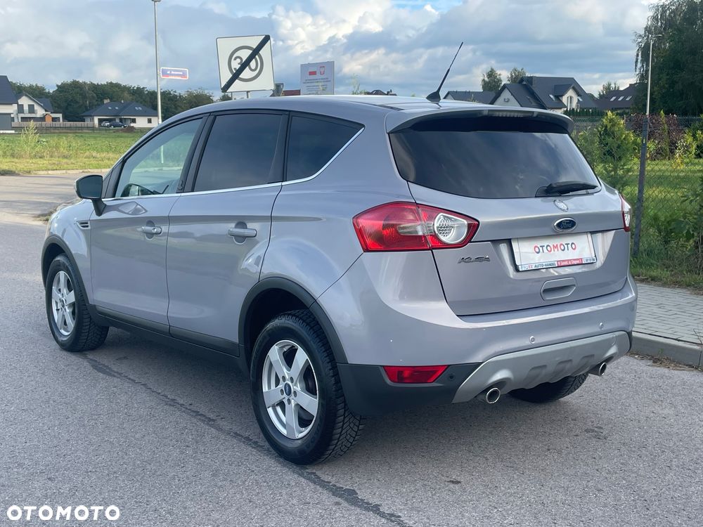 Ford Kuga 2.0 TDCi 2x4 Champions Edition - 36