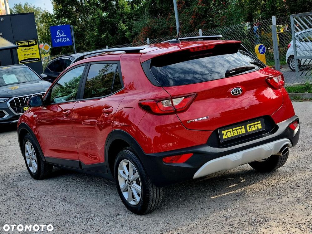 Kia Stonic 1.2 L - 7