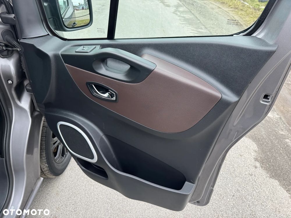 Opel VIVARO - 28