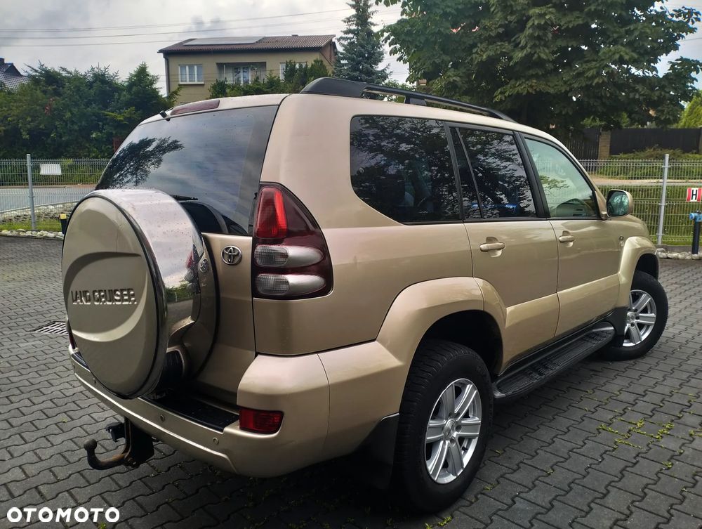 Toyota Land Cruiser 3.0 D Luna Comfort - 4