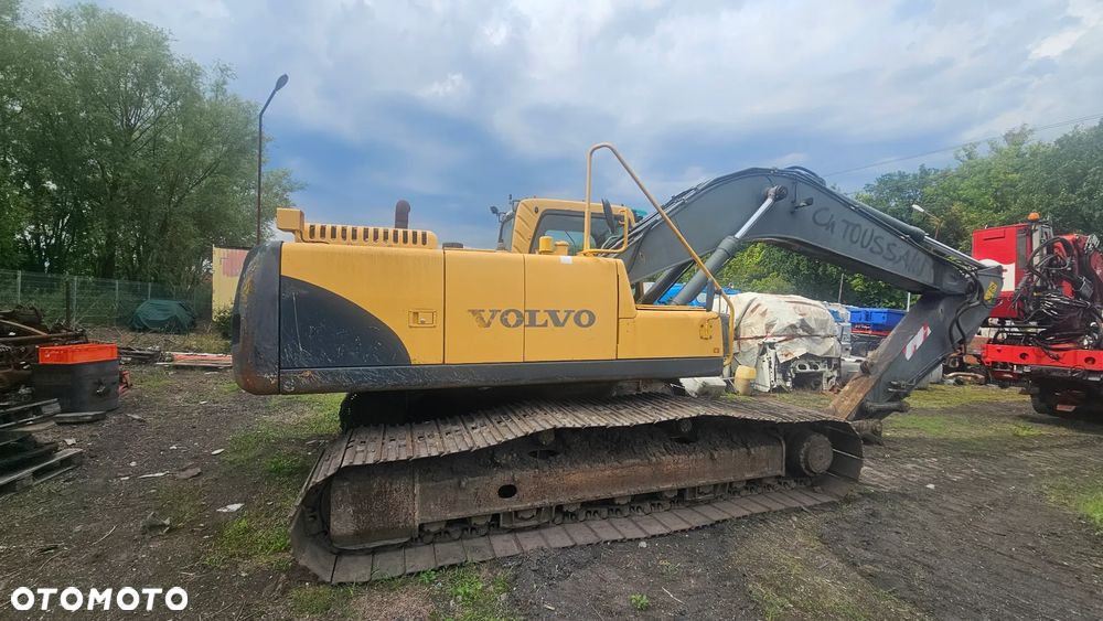 Volvo EC 240 BLC - 4