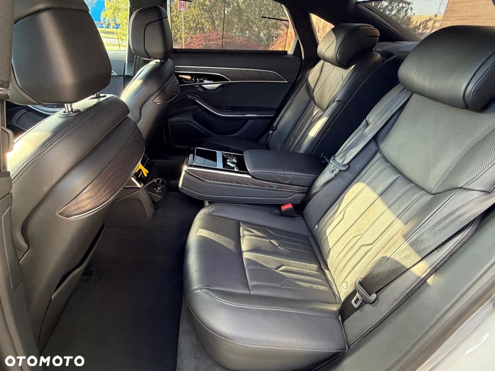 Audi A8 - 19