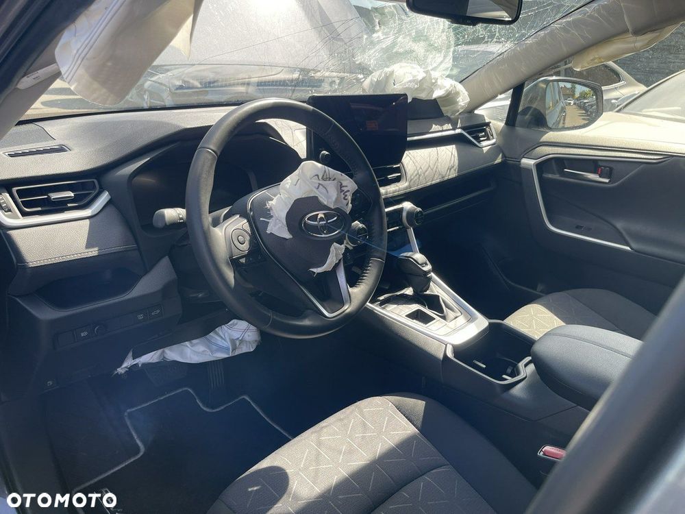 Toyota RAV4 2.5 Hybrid Comfort 4x2 - 8