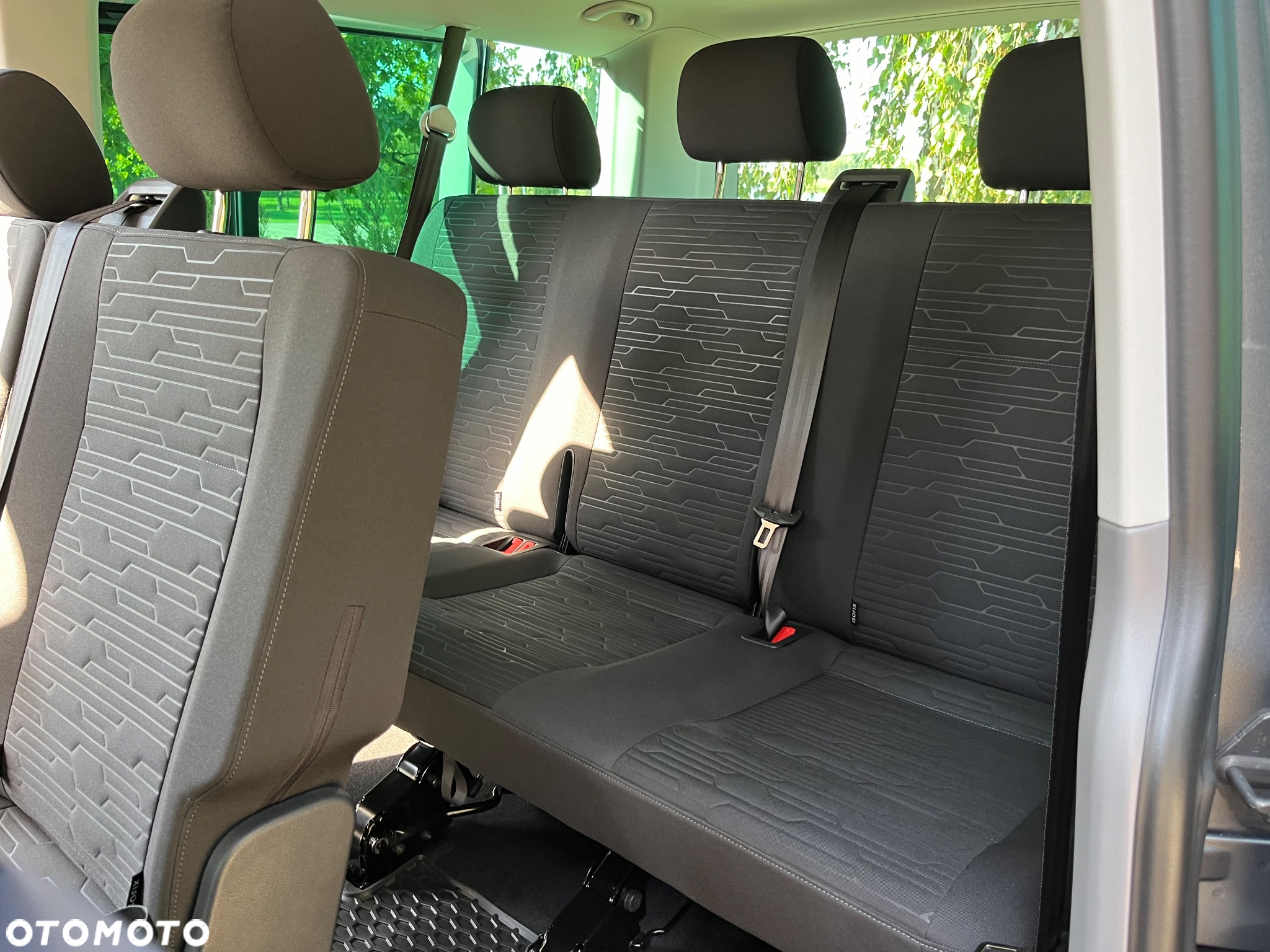 Volkswagen Caravelle 6.1 2.0 TDI L2 Comfortline DSG - 32