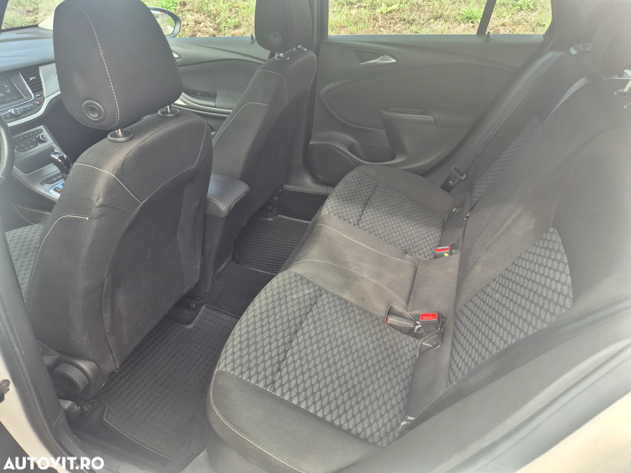 Opel Astra 1.6 CDTI Enjoy Aut. - 6